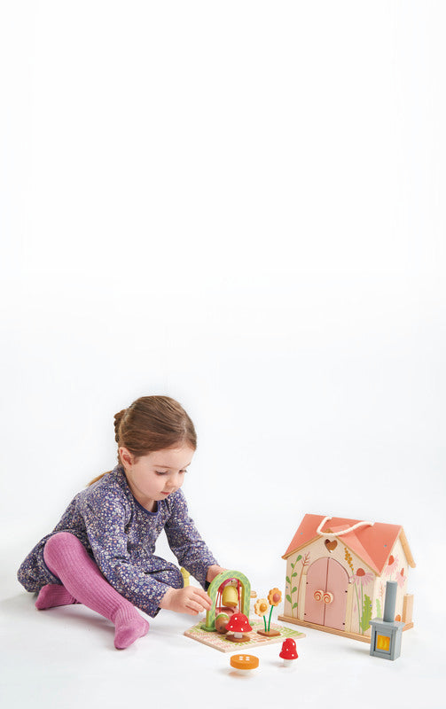 Tender Leaf Wooden Merrywood Rosewood Cottage