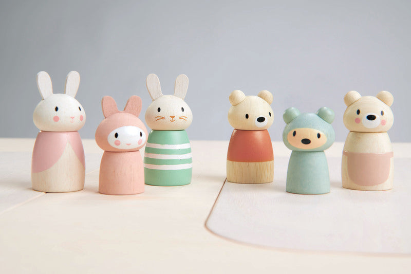 Tender Leaf Bear Tales Family