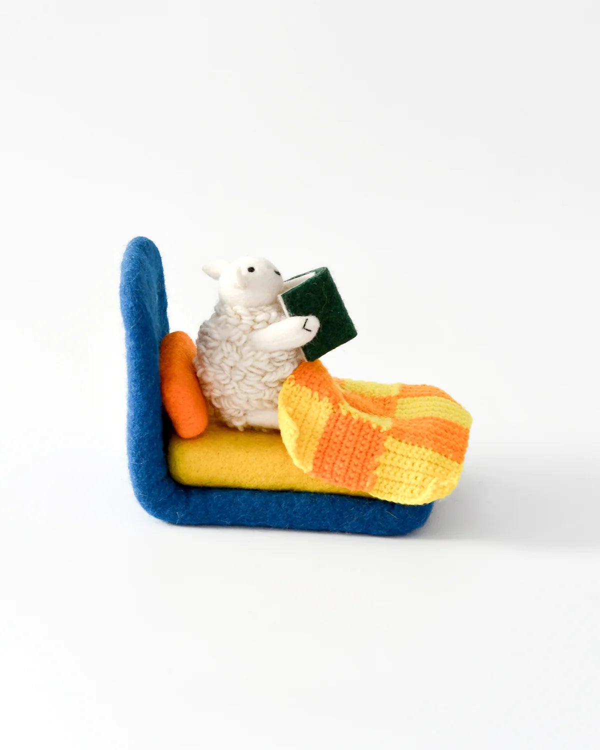 Tara Treasures - Where Is The Green Sheep? Bed Sheep Play Set