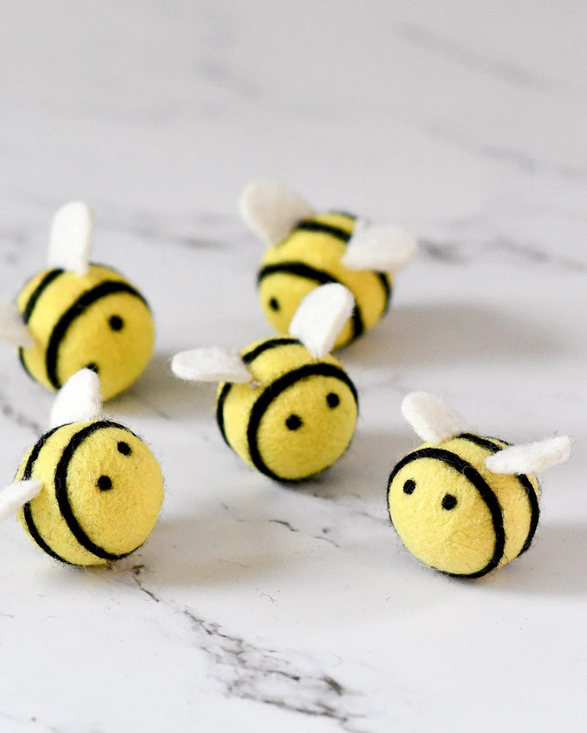 Tara Treasures - 5 Felt Bees