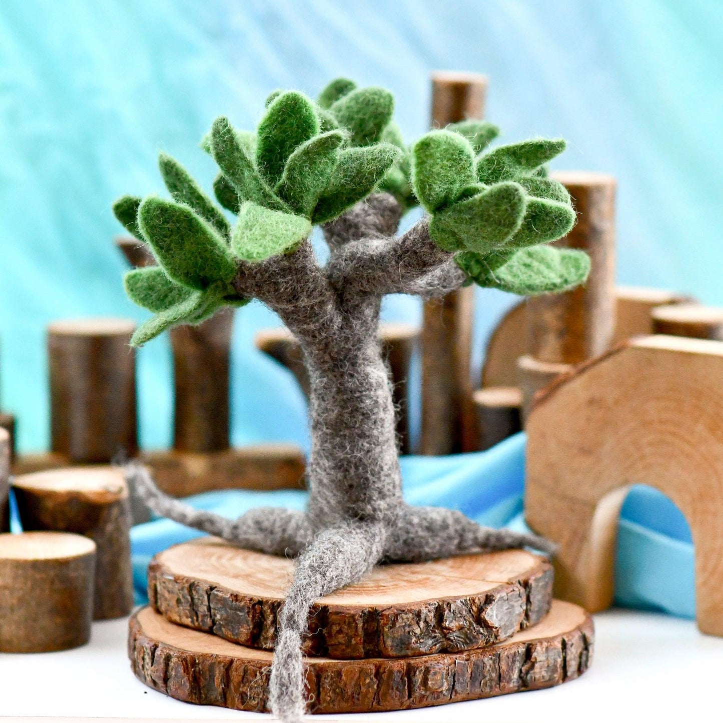 Tara Treasures - Felt Seasonal Tree | Summer
