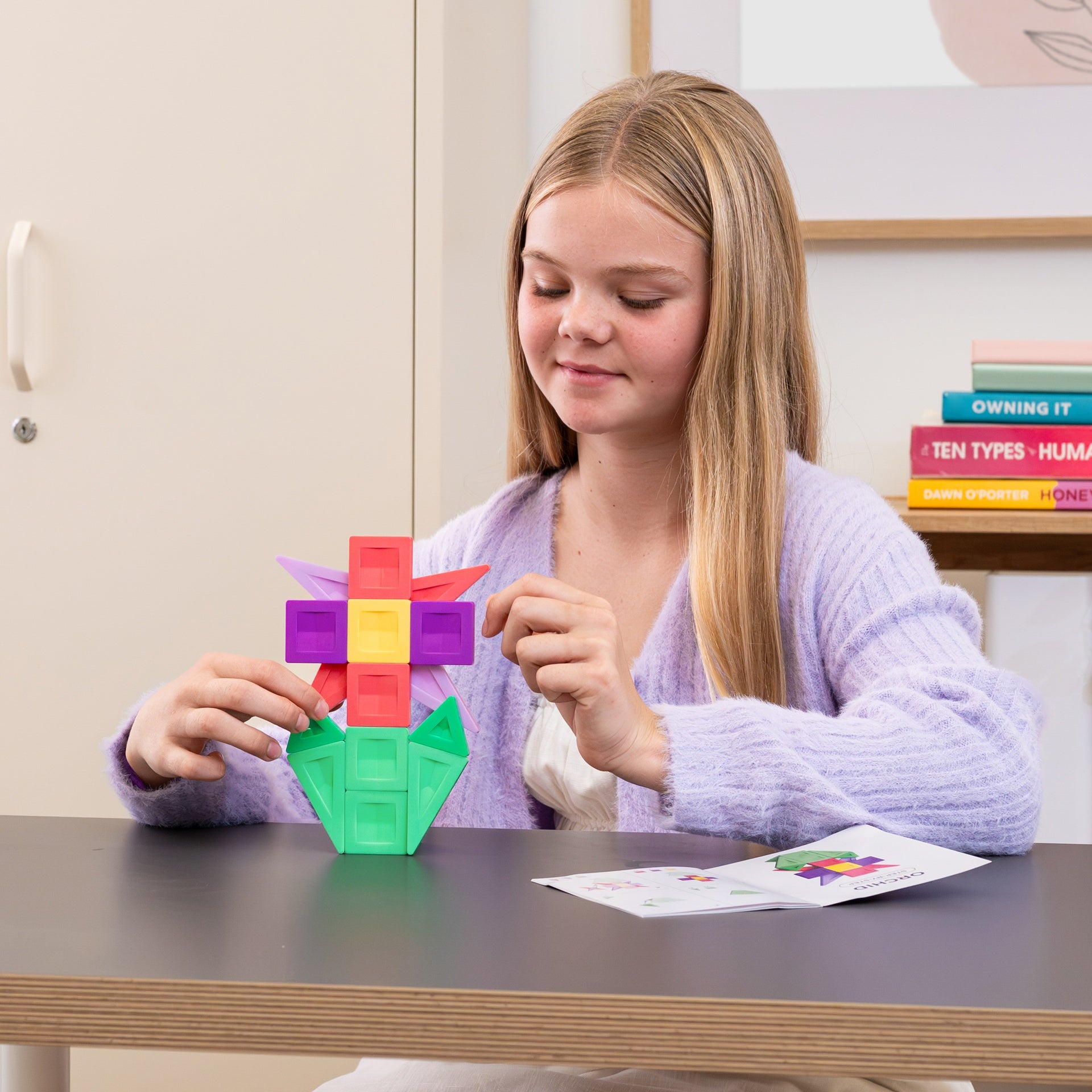 Connetix Tiles 21 Piece PRO Build It 4 Ways - Flowers