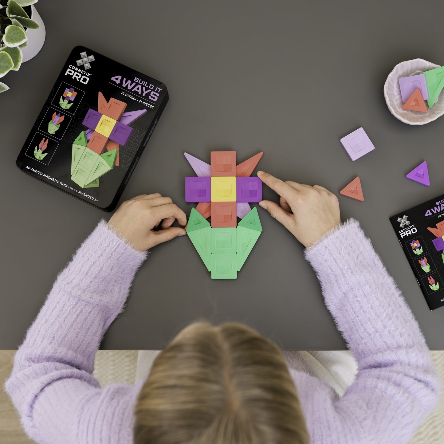 Connetix Tiles 21 Piece PRO Build It 4 Ways - Flowers