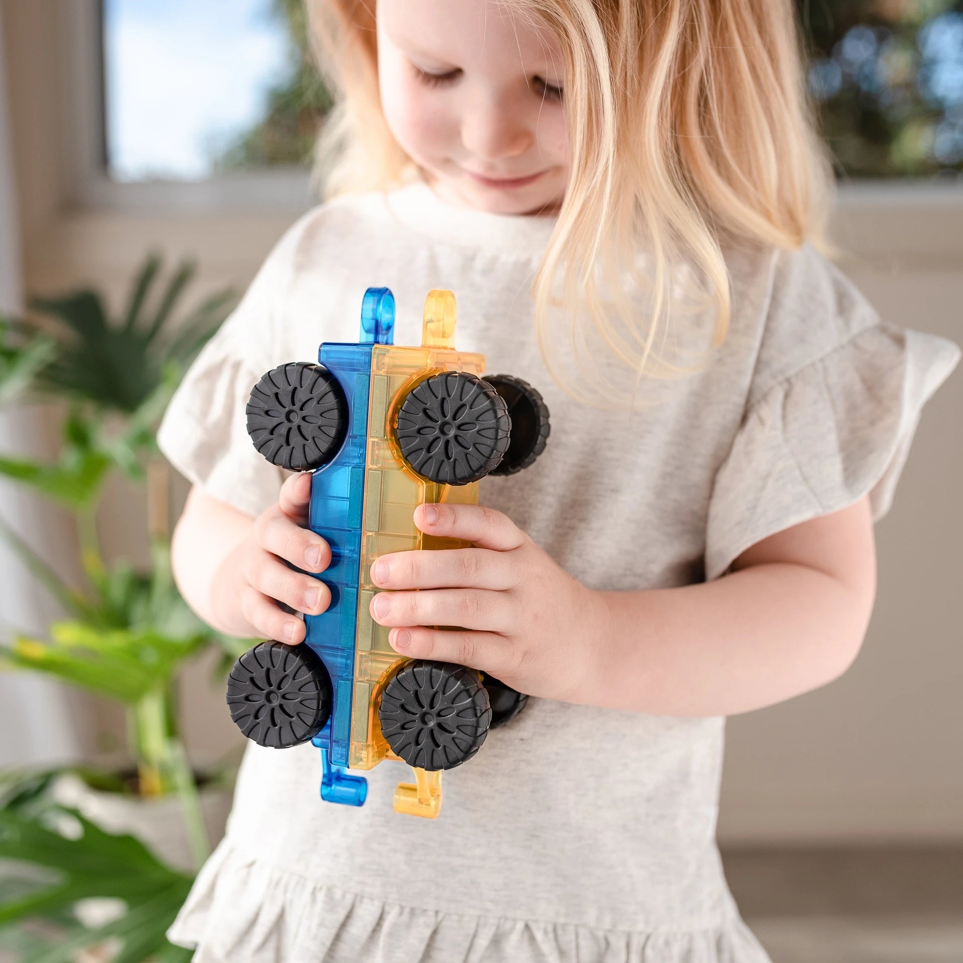 Connetix Tiles 2 Piece Bright Car Pack
