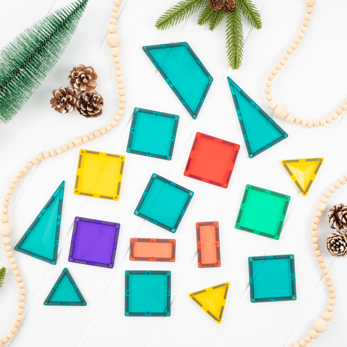 Connetix Tiles 16 Piece Christmas Tree Pack