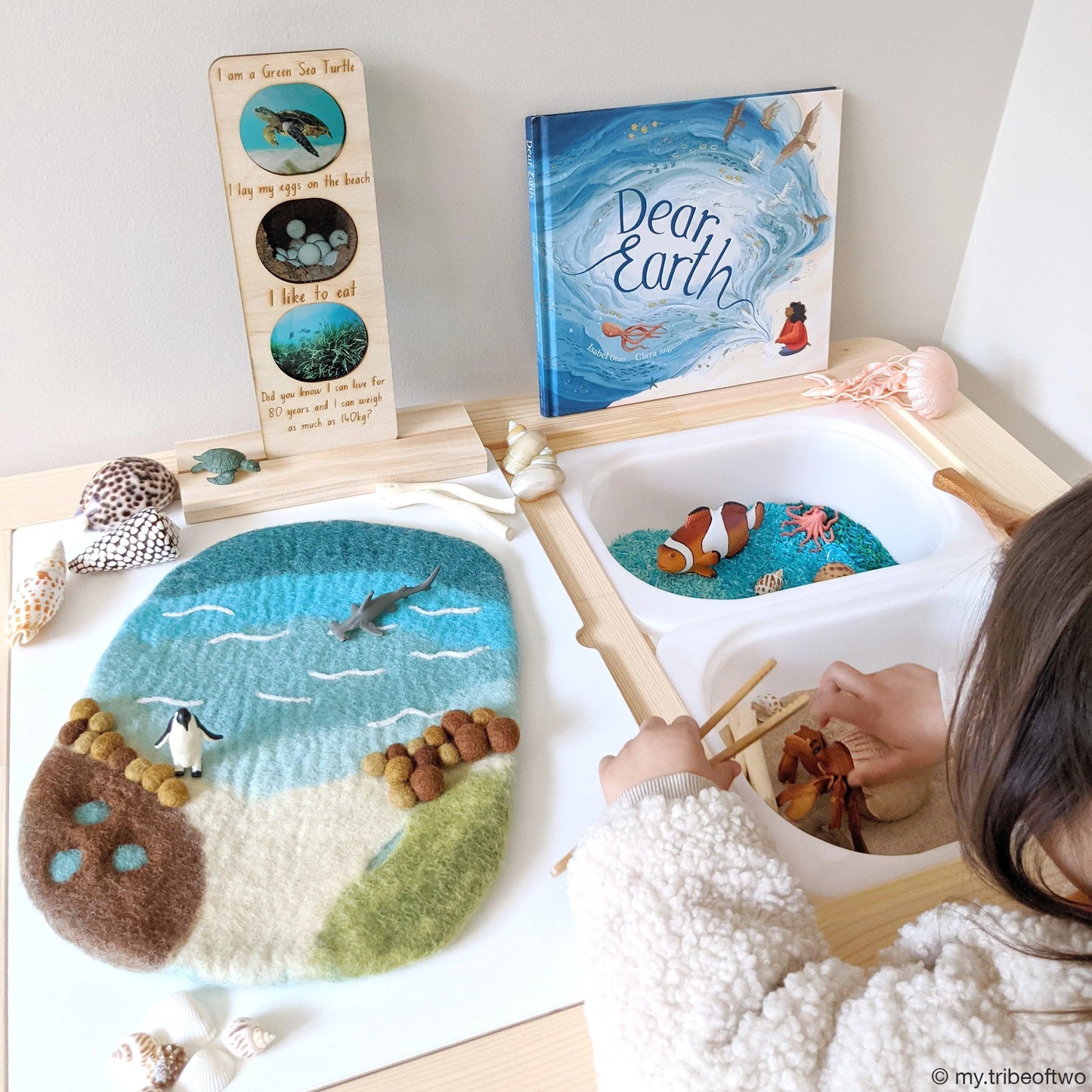 Tara Treasures - Sea, Beach and Rockpool Play Mat Playscape