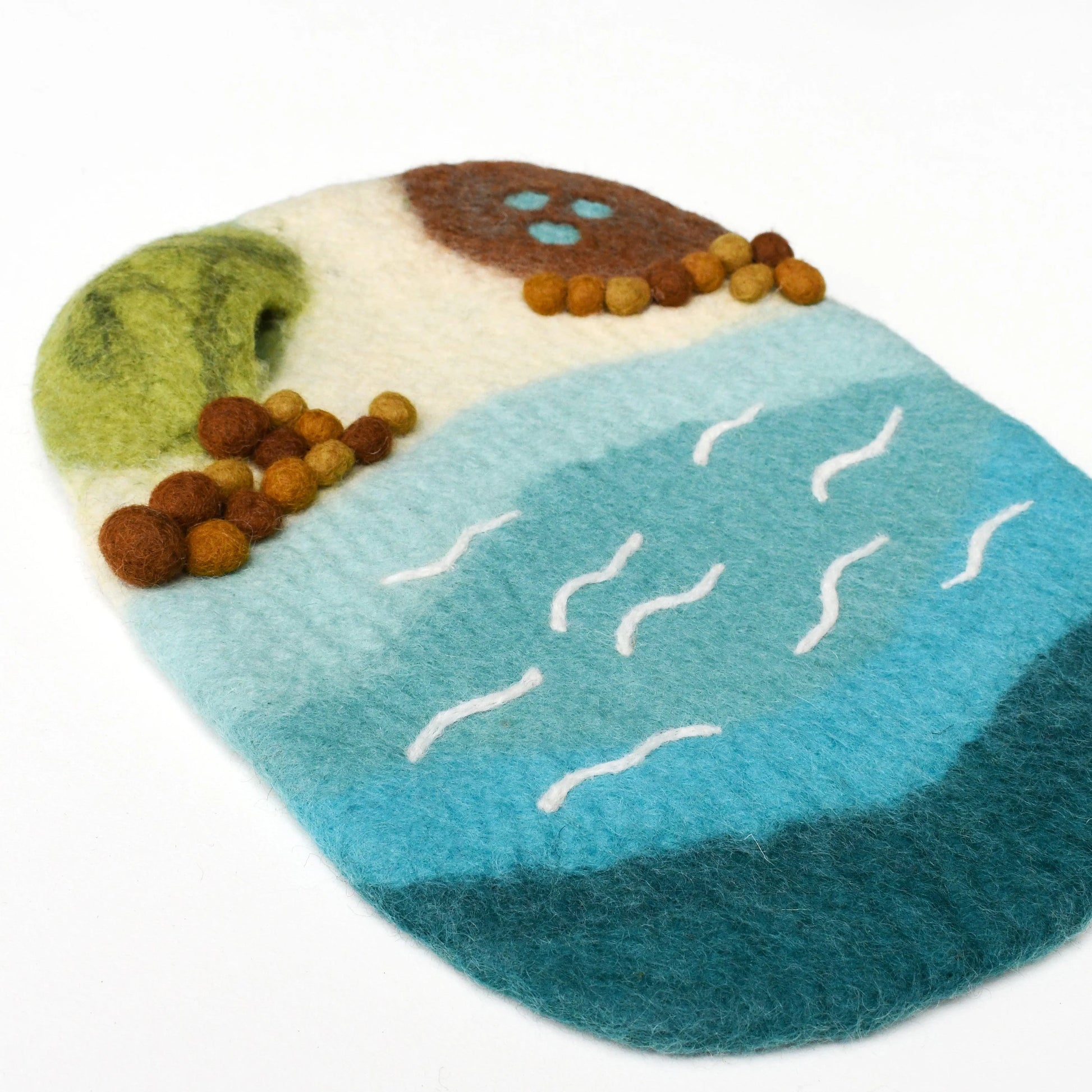 Tara Treasures - Sea, Beach and Rockpool Play Mat Playscape