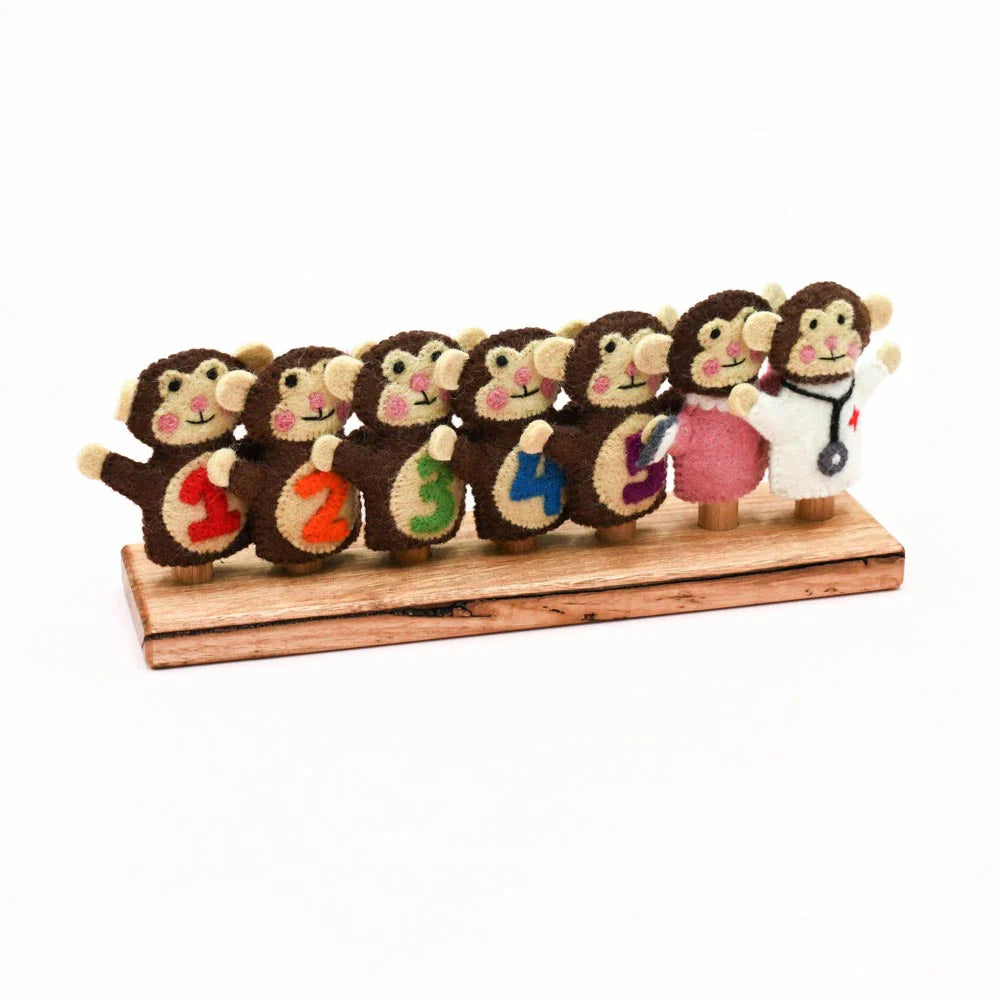 Tara Treasures - Five Little Monkeys Finger Puppets Set