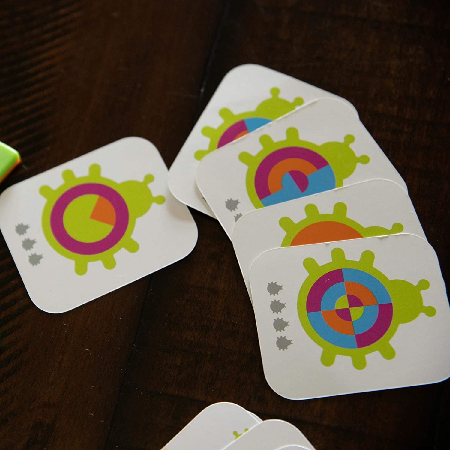 Fat Brain Toy Bugzzle Pattern Matching 2
